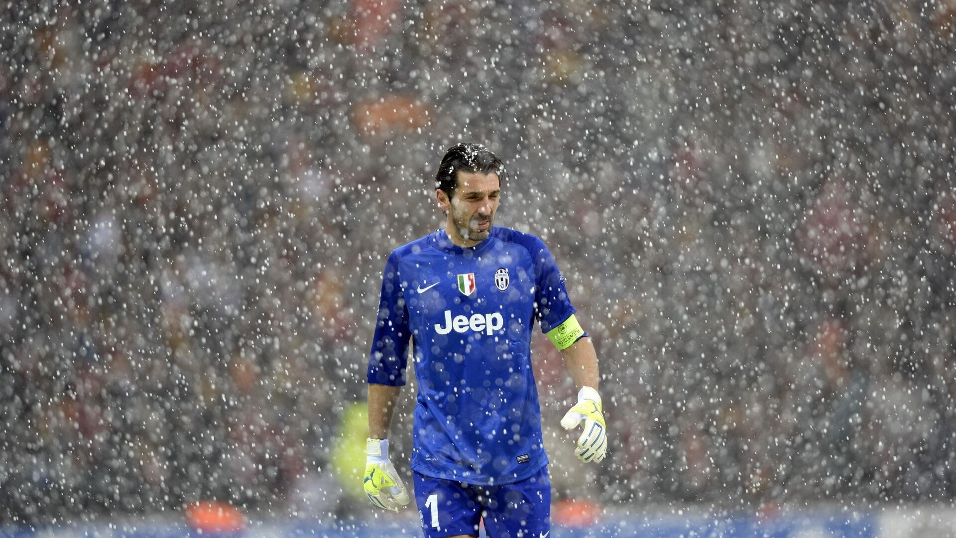 爱游戏平台-“华金·托比利亚的传球精准度与反应速度，帮助美洲狮队形成强大防线”